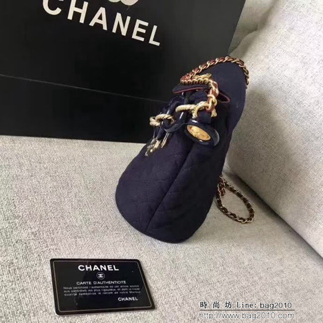 香奈兒CHANEL 2018新款羊皮徽章時尚鏈條水桶包 DSC1315